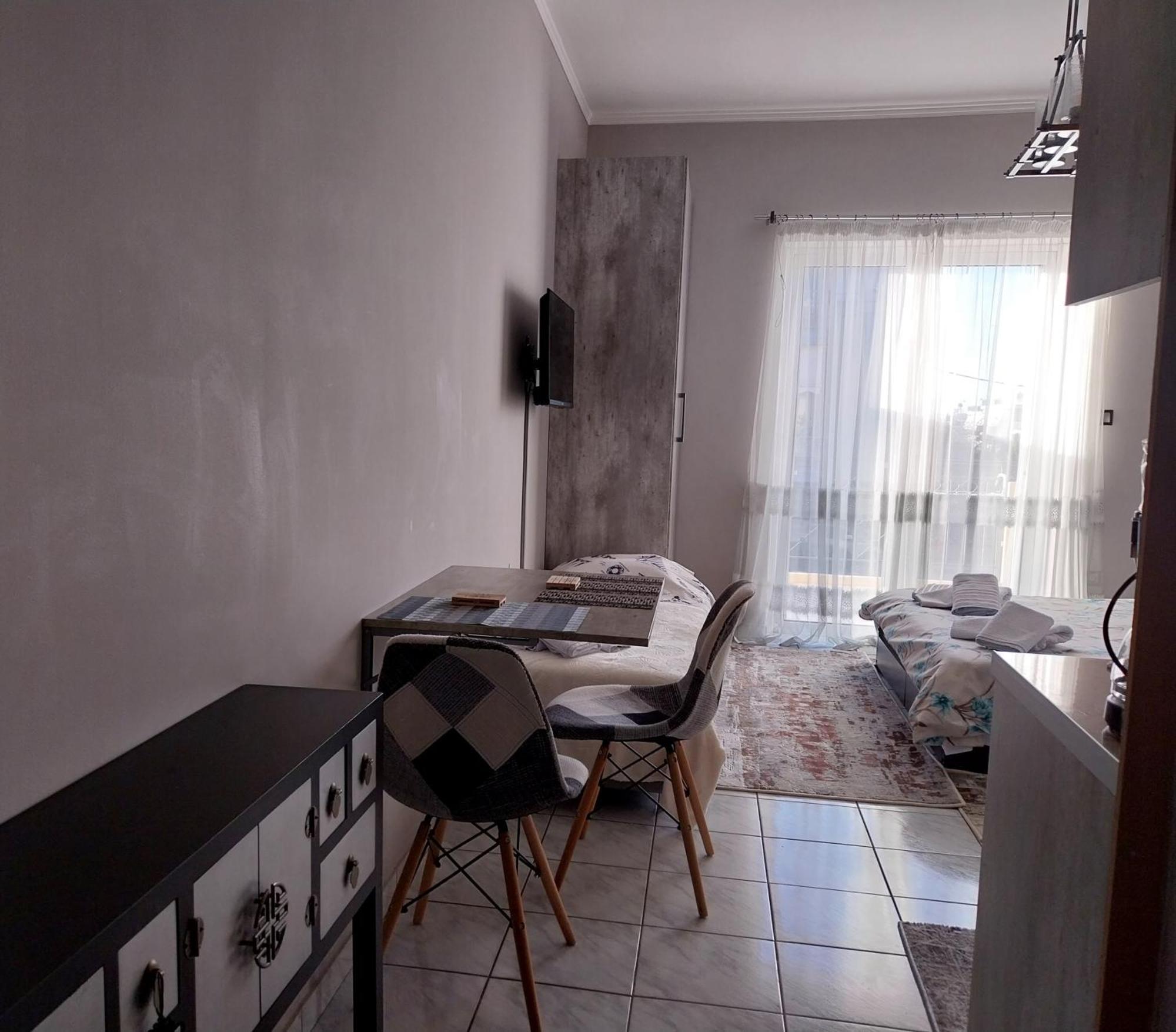 Sweet Apartment *